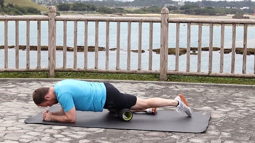 Foam Roll Quads